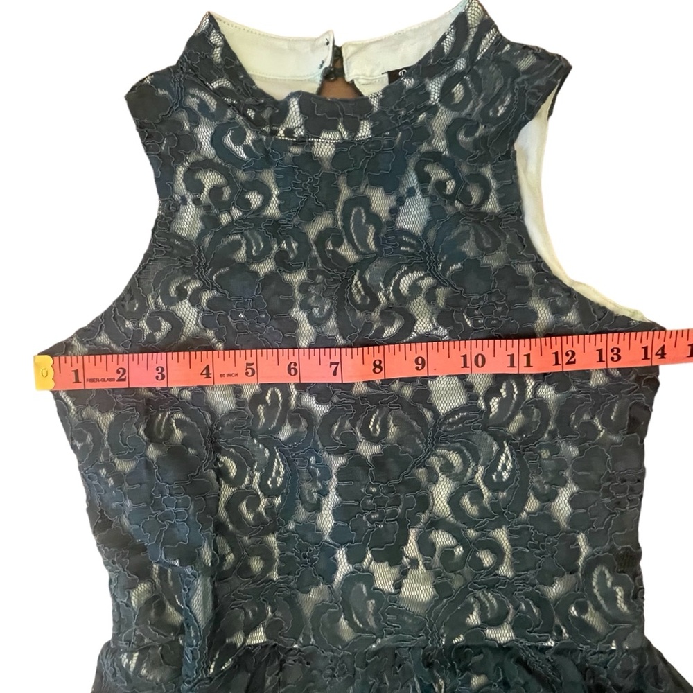 Penelope Tree Green Lace Dress - Picture 5 of 6